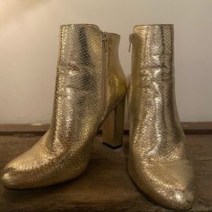 Shiny Gold Booties perfect for New Year’s Eve size 9
